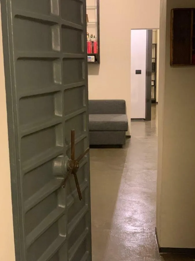 Fra Storia E Modernita Daire Milano