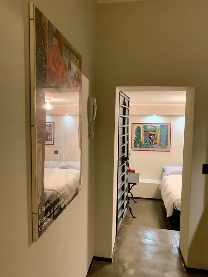 Apartment Ferienwohnung Fra Storia E Modernita Mailand